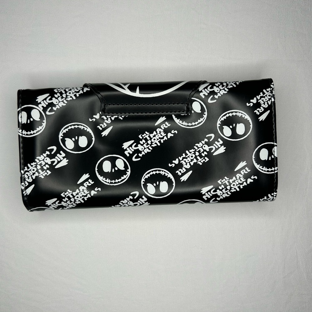 Women’s Snap Wallet – Nightmare Before‎ Christmas - Picture 2 of 3